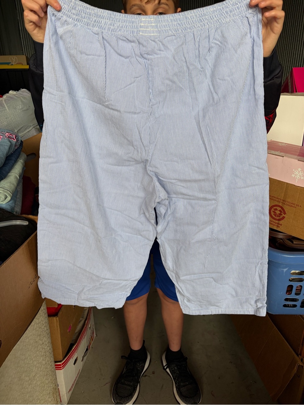 Women’s Vintage Chic Blue and White Striped Capri Pants. Size 18. Rarely Worn